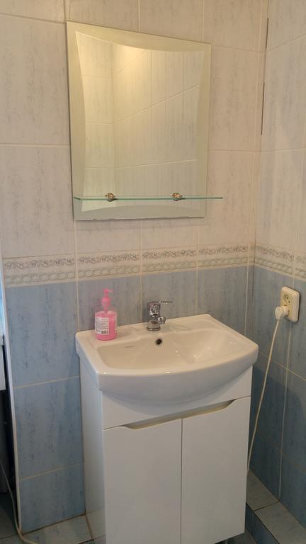 Apartement Kruglouniversitetska 2/1 Kiev Bagian luar foto