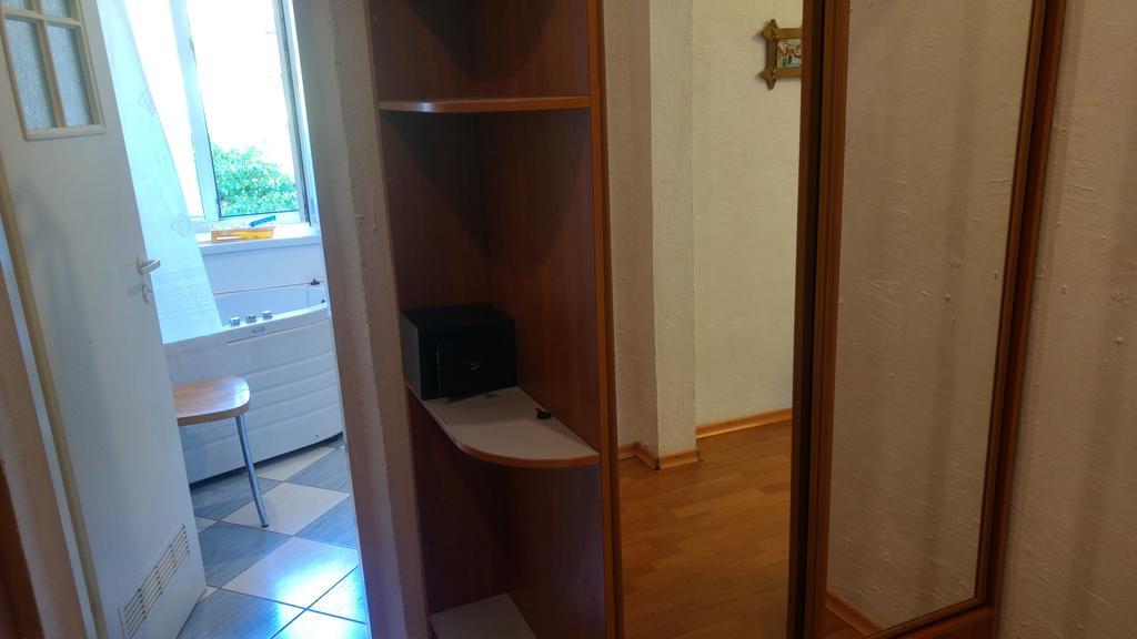 Apartement Kruglouniversitetska 2/1 Kiev Ruang foto